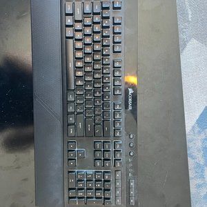 COPY - Corsair K57 Wireless RGB Keyboard and Corsair Headset - FULL Size